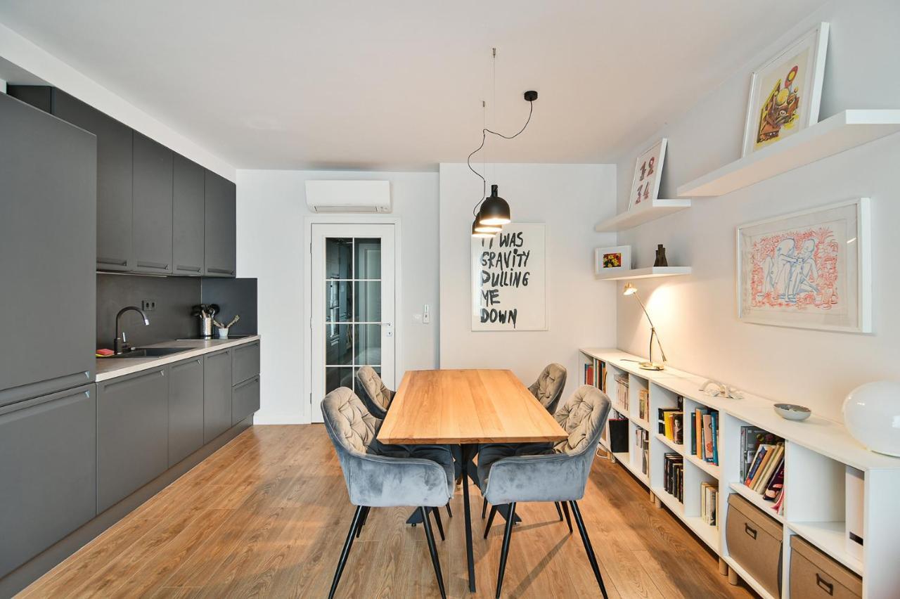 Cosy Stylish Central 1Br & Wi-Fi Varna Exterior photo